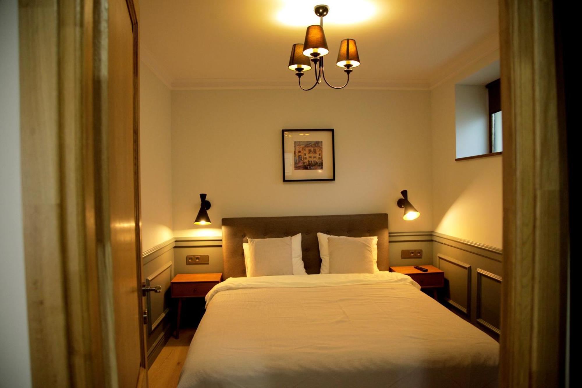 Central Boutique Apartments Сигишоара Номер фото